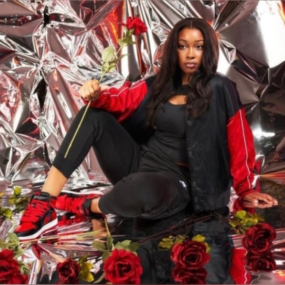 Jordan Women’s Renegade Flight Jacket - Picture 5 of 11